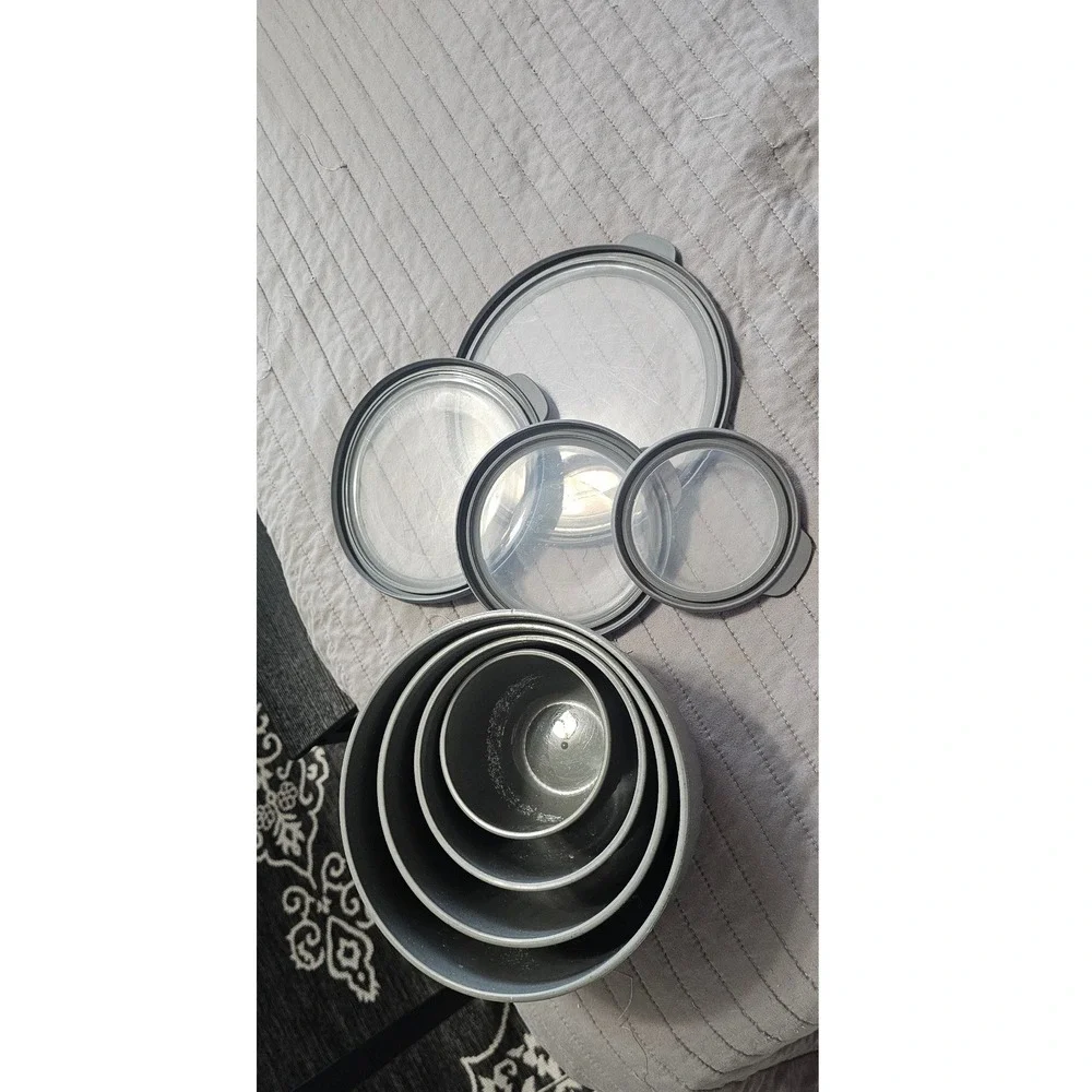 8 Piece Nesting Mixing Bowl Set with Lids Gray Kitchen Storage Serving Bowls